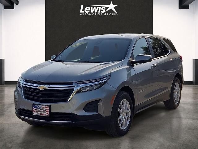 2024 Chevrolet Equinox LT — photo 1 of 13