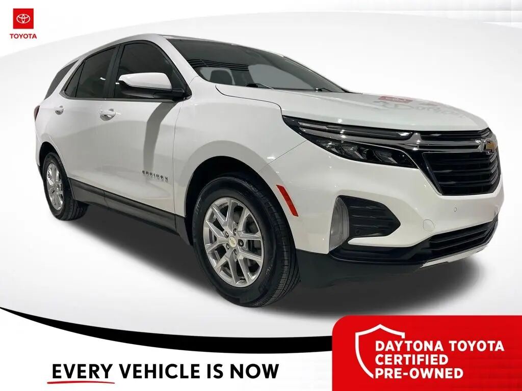 2022 Chevrolet Equinox LT — photo 1 of 13