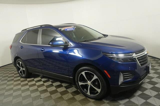 2022 Chevrolet Equinox LT — photo 1 of 12