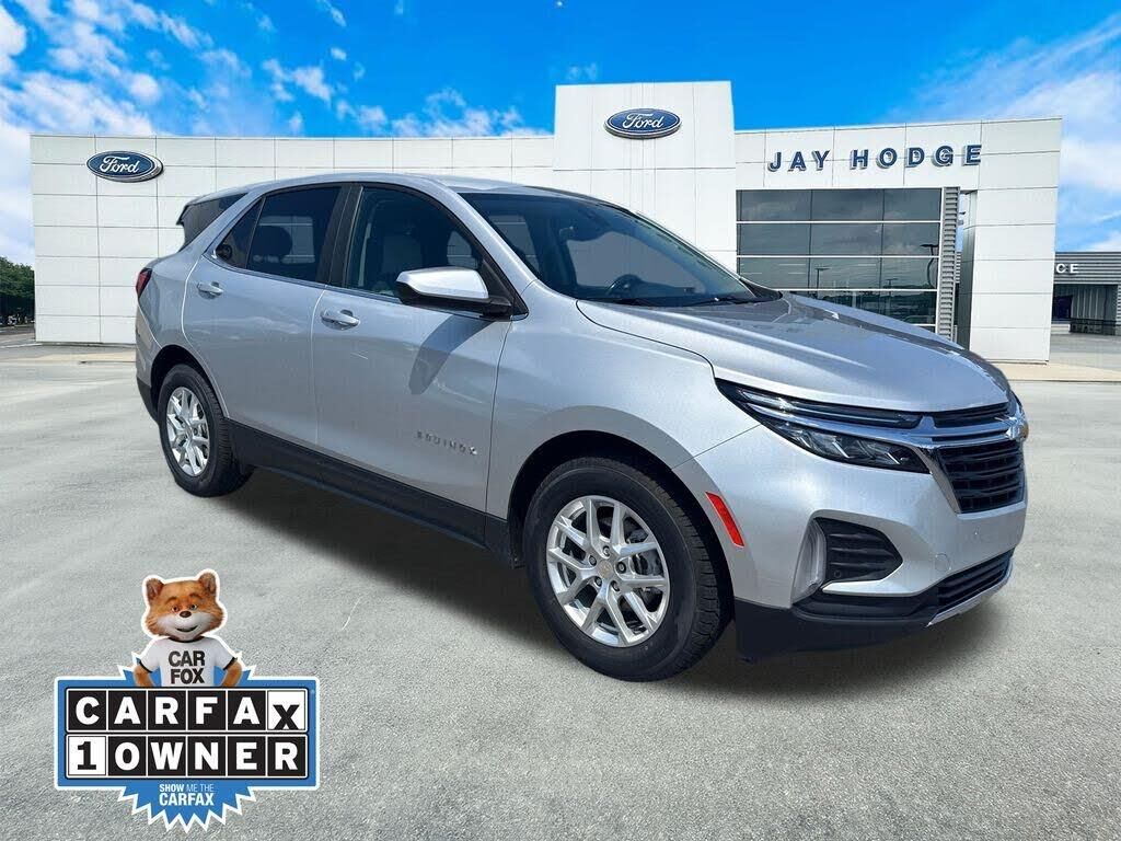2022 Chevrolet Equinox LT — photo 1 of 1