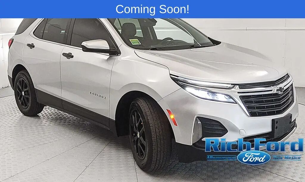 2022 Chevrolet Equinox LT — photo 1 of 13