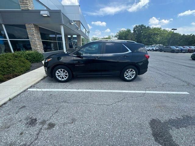 2021 Chevrolet Equinox LT — photo 1 of 8