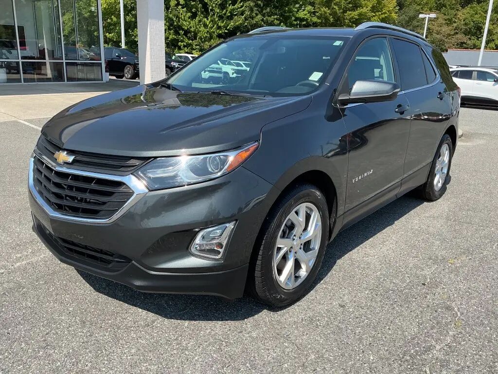 2019 Chevrolet Equinox LT — photo 1 of 13