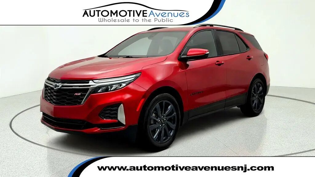 2023 Chevrolet Equinox RS — photo 1 of 13
