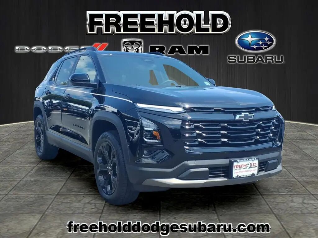 2026 Chevrolet Equinox LT — photo 1 of 13