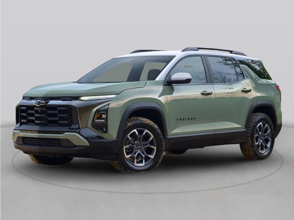 2025 Chevrolet Equinox LT — photo 1 of 1