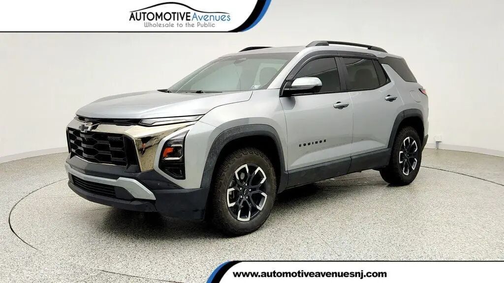 2025 Chevrolet Equinox ACTIV — photo 1 of 13