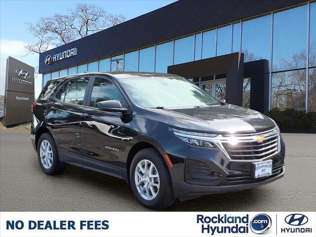 2023 Chevrolet Equinox LS