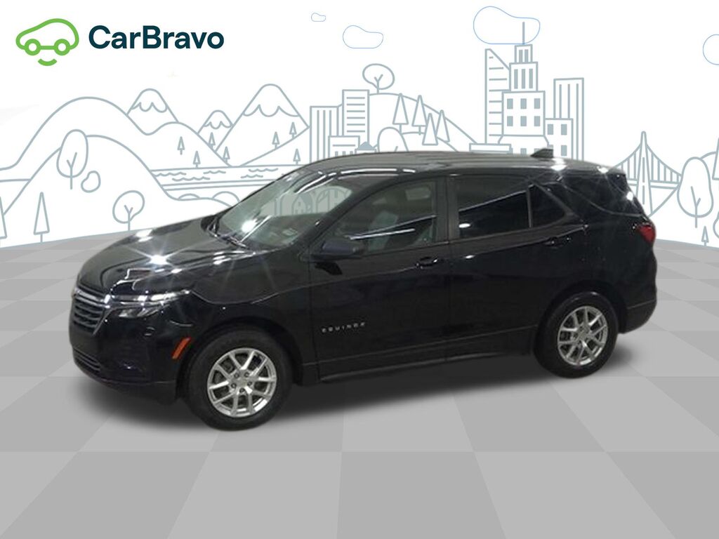 2024 Chevrolet Equinox LS — photo 1 of 7