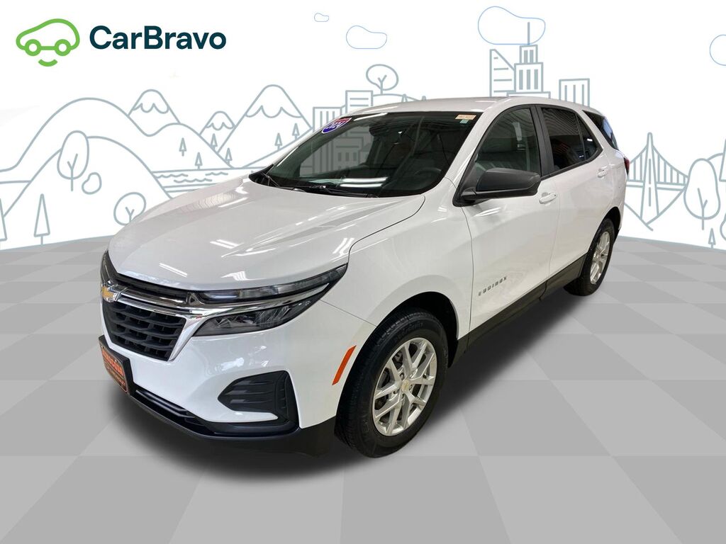 2024 Chevrolet Equinox LS — photo 1 of 6