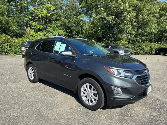 2018 Chevrolet Equinox LT — photo 1 of 13