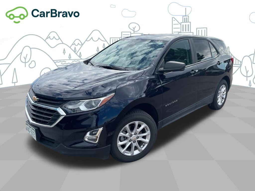 2020 Chevrolet Equinox LS — photo 1 of 5