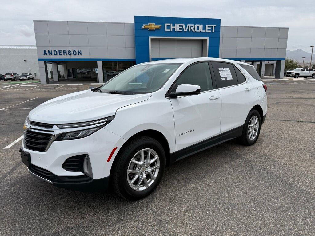 2024 Chevrolet Equinox LT — photo 1 of 13