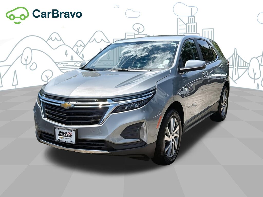 2023 Chevrolet Equinox LT — photo 1 of 6