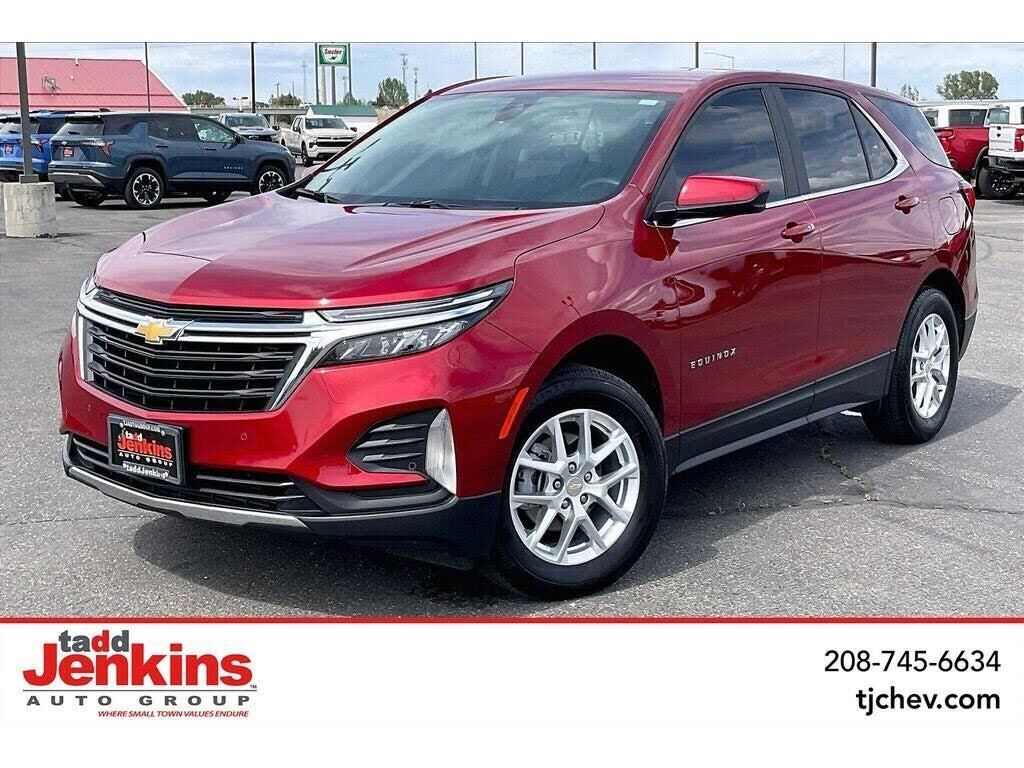 2023 Chevrolet Equinox LT — photo 1 of 1
