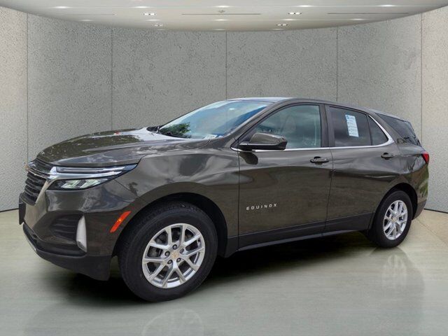 2024 Chevrolet Equinox LT — photo 1 of 13