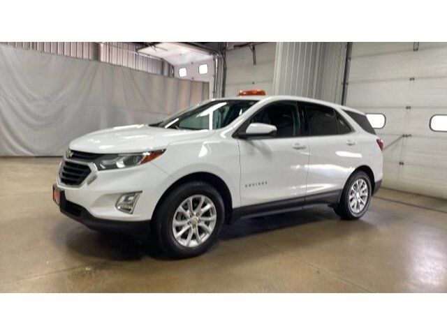 2020 Chevrolet Equinox LT — photo 1 of 13
