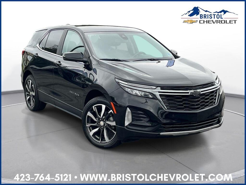 2022 Chevrolet Equinox LT — photo 1 of 13