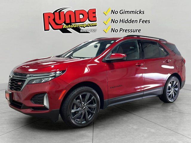 2023 Chevrolet Equinox RS — photo 1 of 12