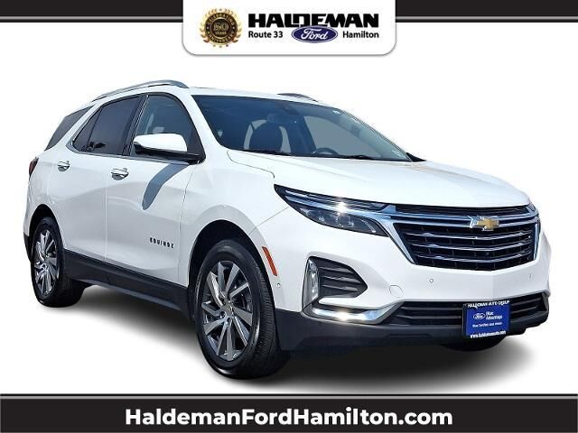 2022 Chevrolet Equinox Premier — photo 1 of 13
