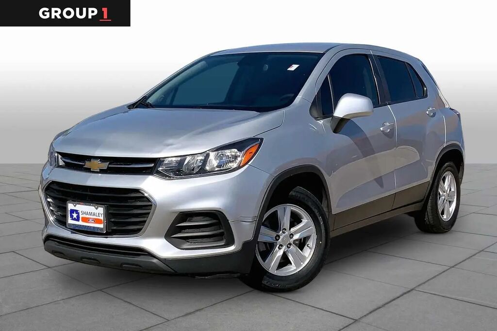 2019 Chevrolet Trax LS — photo 1 of 13