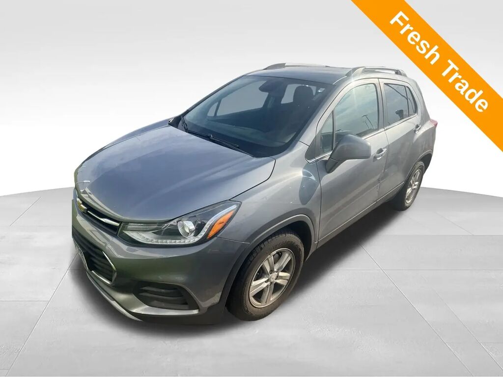 2020 Chevrolet Trax LT — photo 1 of 14