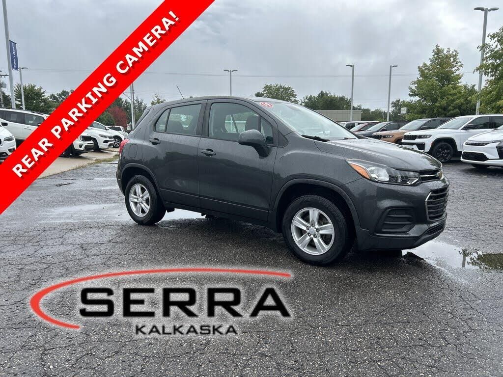 2019 Chevrolet Trax LS — photo 1 of 1