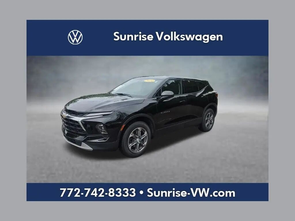 2024 Chevrolet Blazer LT — photo 1 of 13