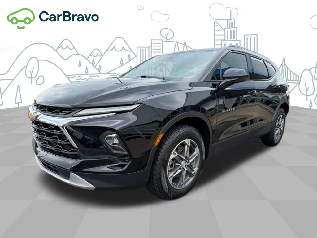 2023 Chevrolet Blazer LT — photo 1 of 6