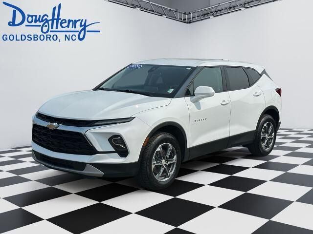 2025 Chevrolet Blazer LT