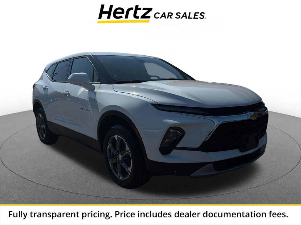 2025 Chevrolet Blazer LT — photo 1 of 1