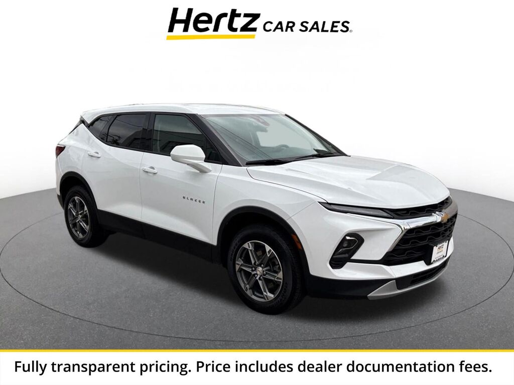 2025 Chevrolet Blazer LT — photo 1 of 1
