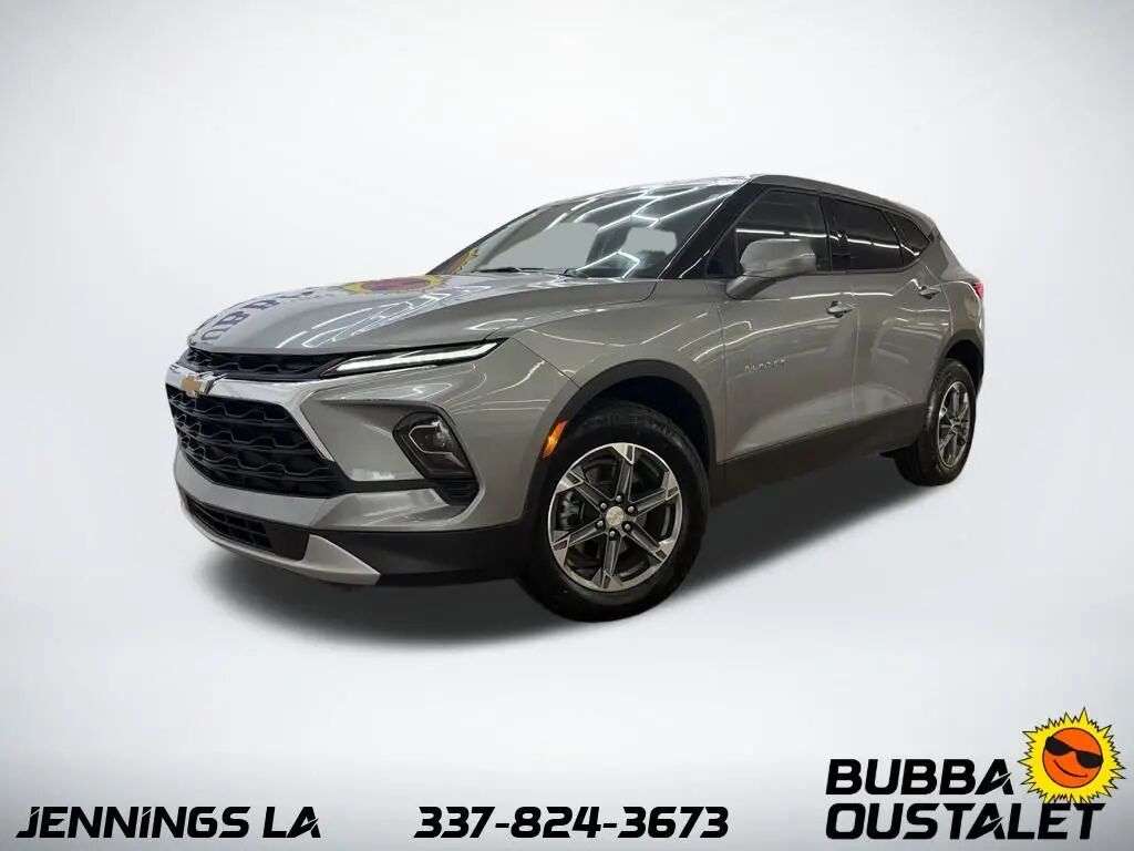 2025 Chevrolet Blazer LT — photo 1 of 13