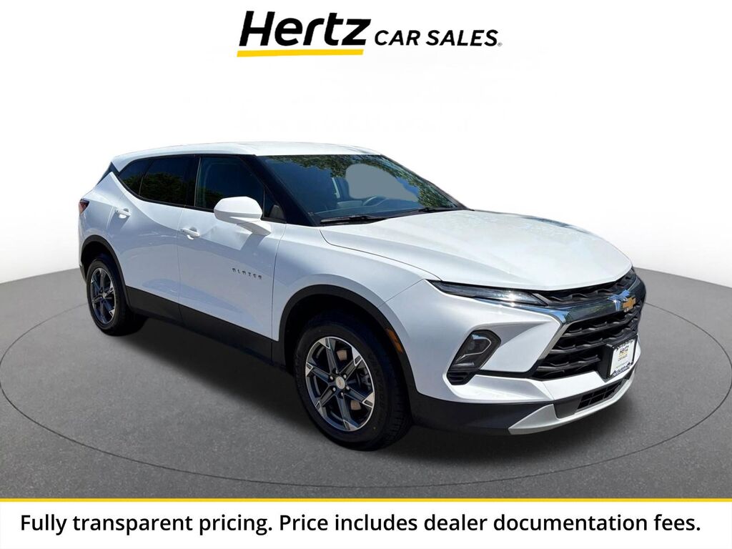2025 Chevrolet Blazer LT — photo 1 of 1