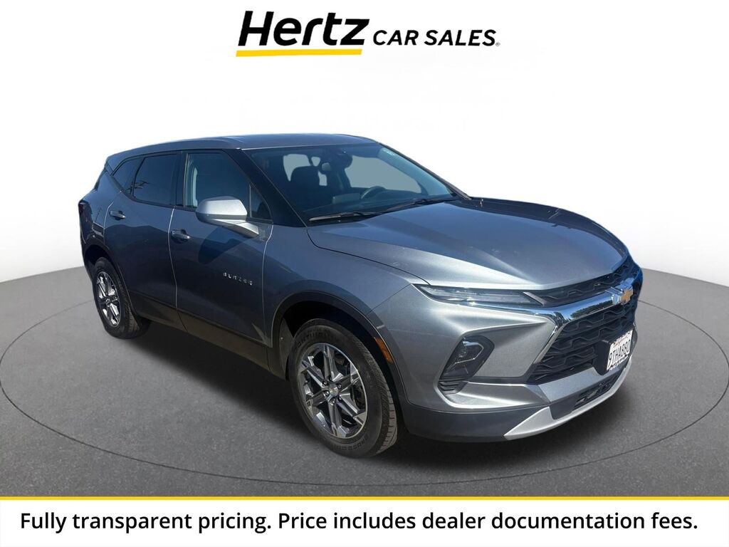 2025 Chevrolet Blazer LT — photo 1 of 1