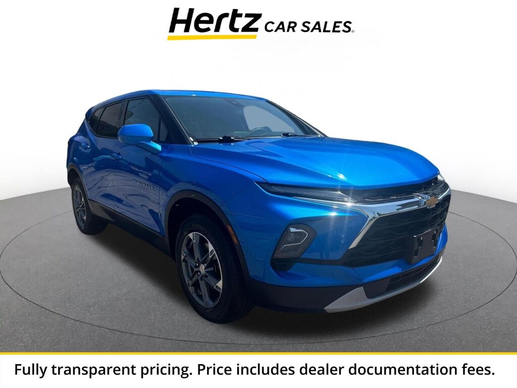 2025 Chevrolet Blazer LT — photo 1 of 1