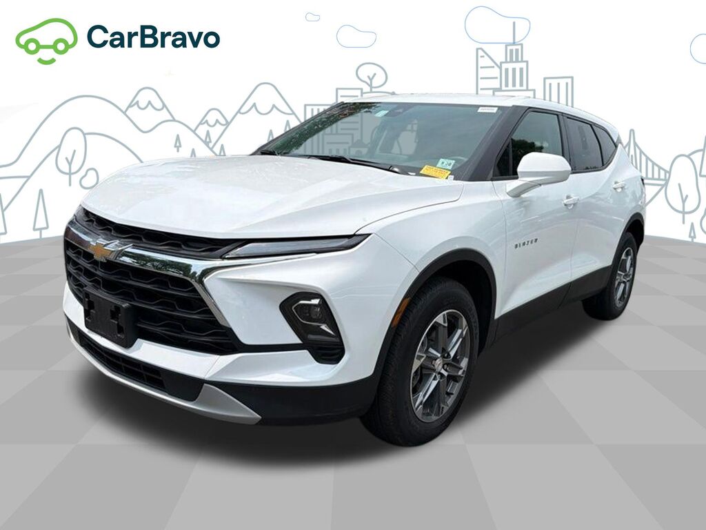 2025 Chevrolet Blazer 2LT — photo 1 of 7