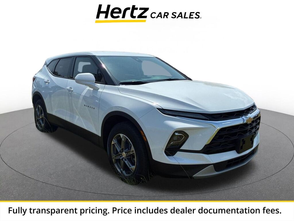 2025 Chevrolet Blazer LT — photo 1 of 1