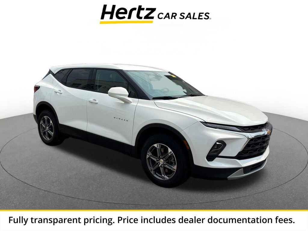 2025 Chevrolet Blazer LT — photo 1 of 1