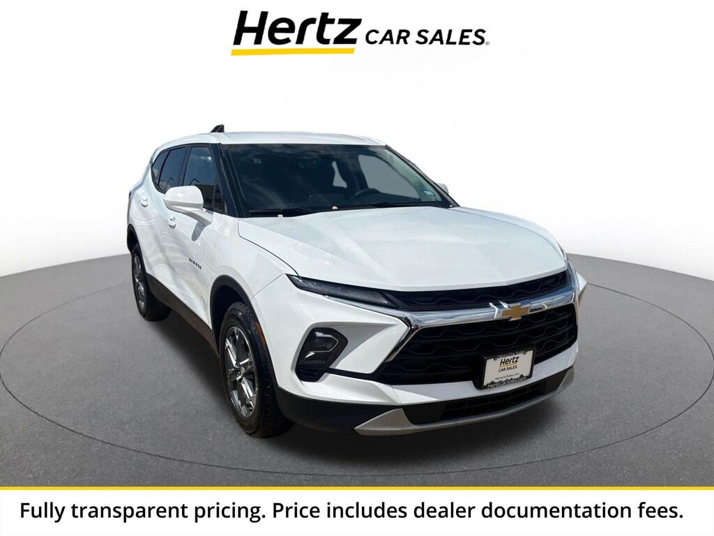 2025 Chevrolet Blazer LT — photo 1 of 1