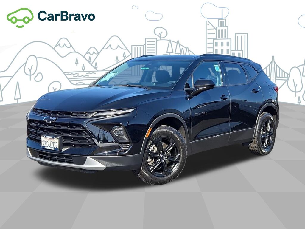 2023 Chevrolet Blazer LT — photo 1 of 6