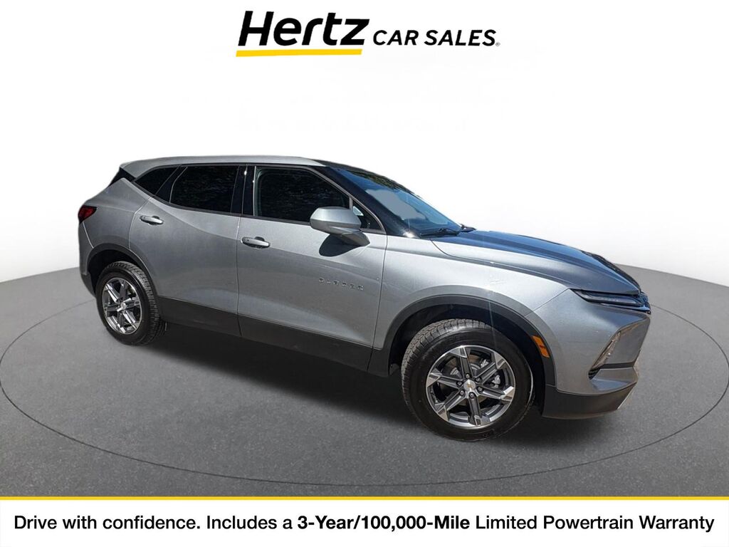 2025 Chevrolet Blazer LT — photo 1 of 1