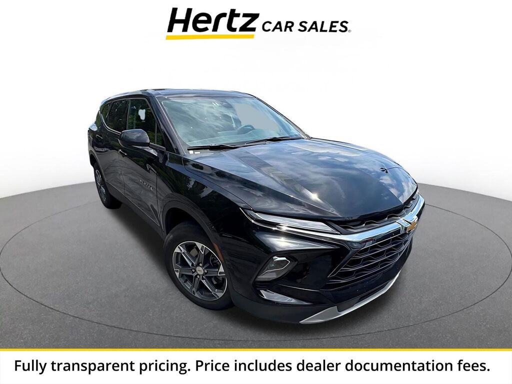 2025 Chevrolet Blazer LT — photo 1 of 1