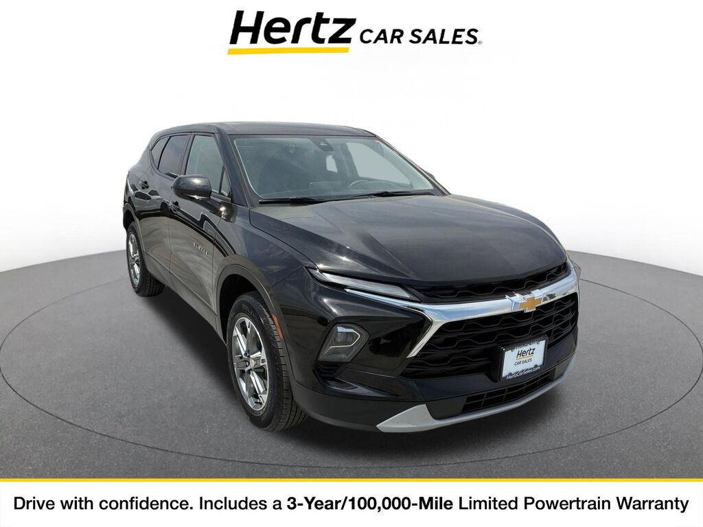 2025 Chevrolet Blazer LT — photo 1 of 11