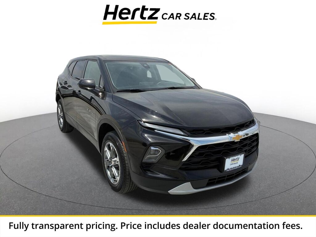 2025 Chevrolet Blazer LT — photo 1 of 1