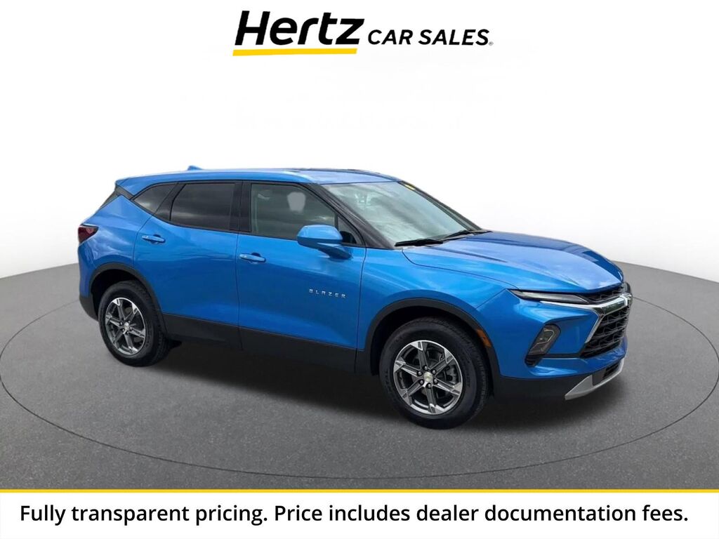 2026 Chevrolet Blazer LT — photo 1 of 11