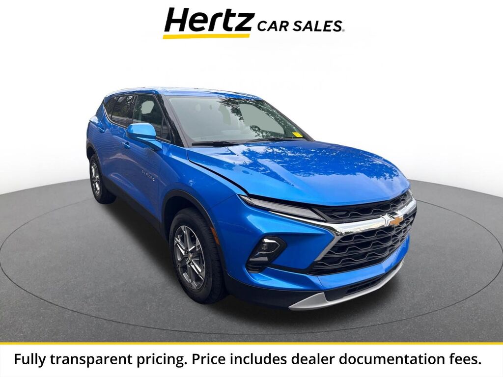 2026 Chevrolet Blazer LT — photo 1 of 11