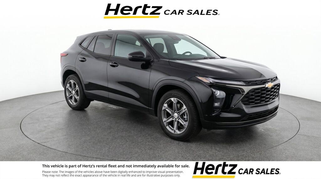 2025 Chevrolet Blazer LT — photo 1 of 3