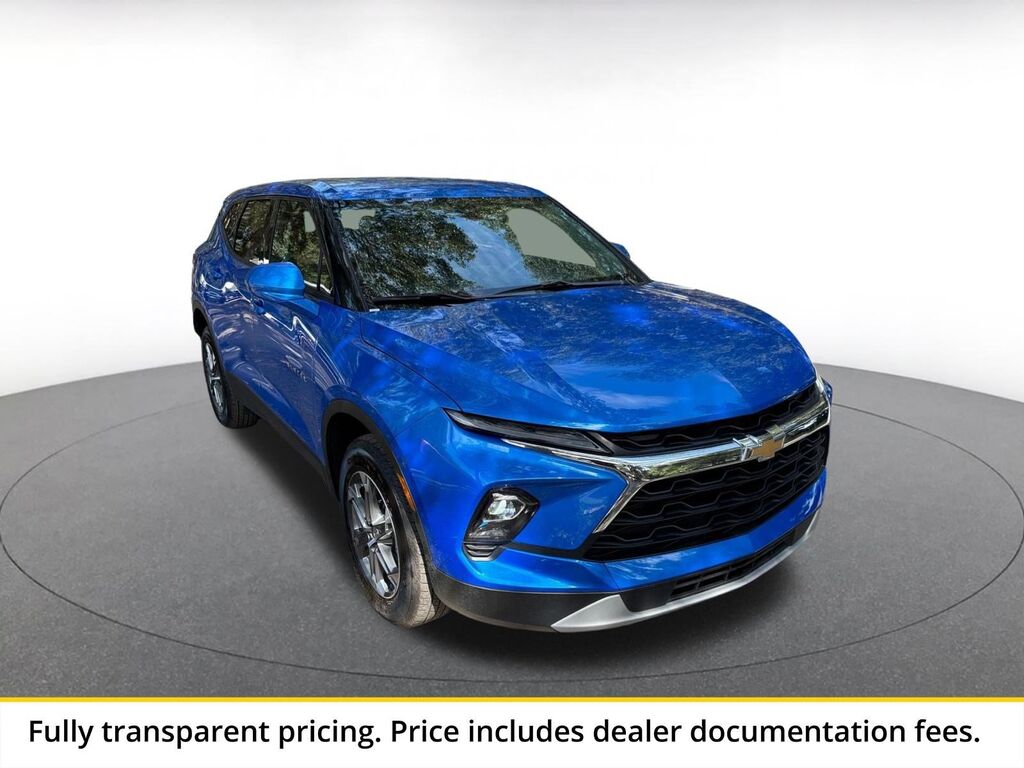 2026 Chevrolet Blazer LT — photo 1 of 11