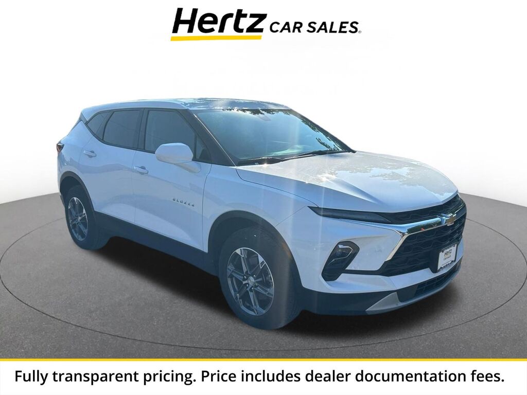 2025 Chevrolet Blazer LT — photo 1 of 1